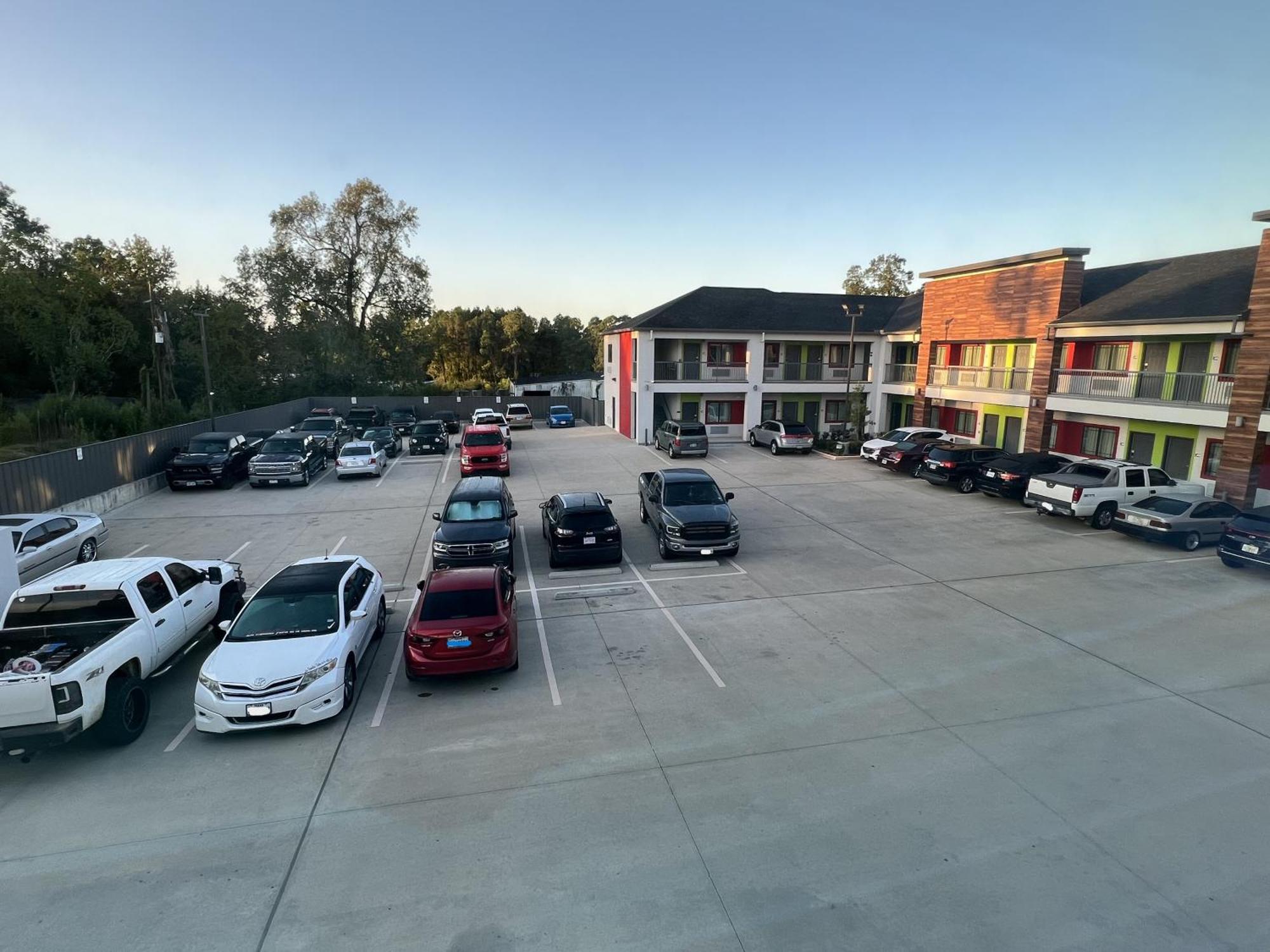 Americas Best Value Inn & Suites Kingwood Iah Airport Humble Exteriér fotografie